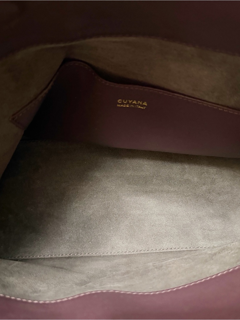 Cuyana Forma Shoulder Bag in Plum Compact Functional Purse - Picture 12 of 12